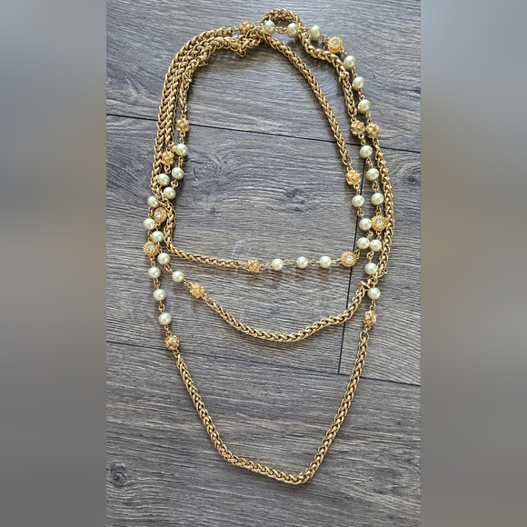 Long heavy Jcrew  gold chain pearl crystal statement necklace (3 tiered) - Picture 2 of 9
